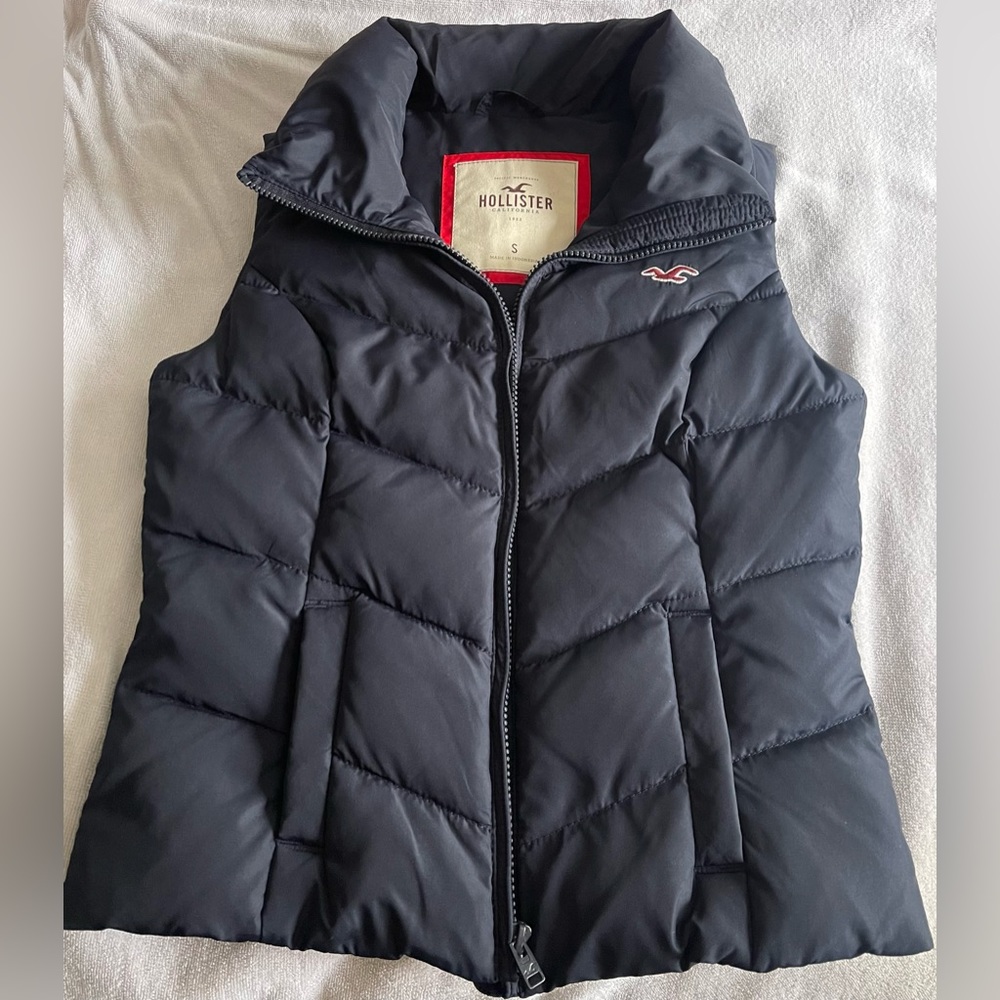 Women’s Hollister Puffer Vest for Juniors